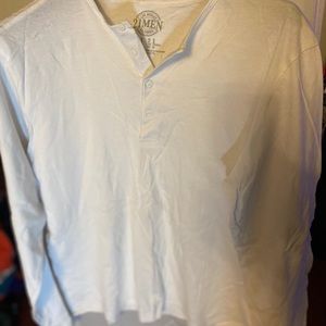 21 Men white shirt